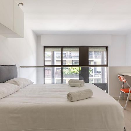 Elegant Loft With Balcony! Apartment มิลาน ภายนอก รูปภาพ