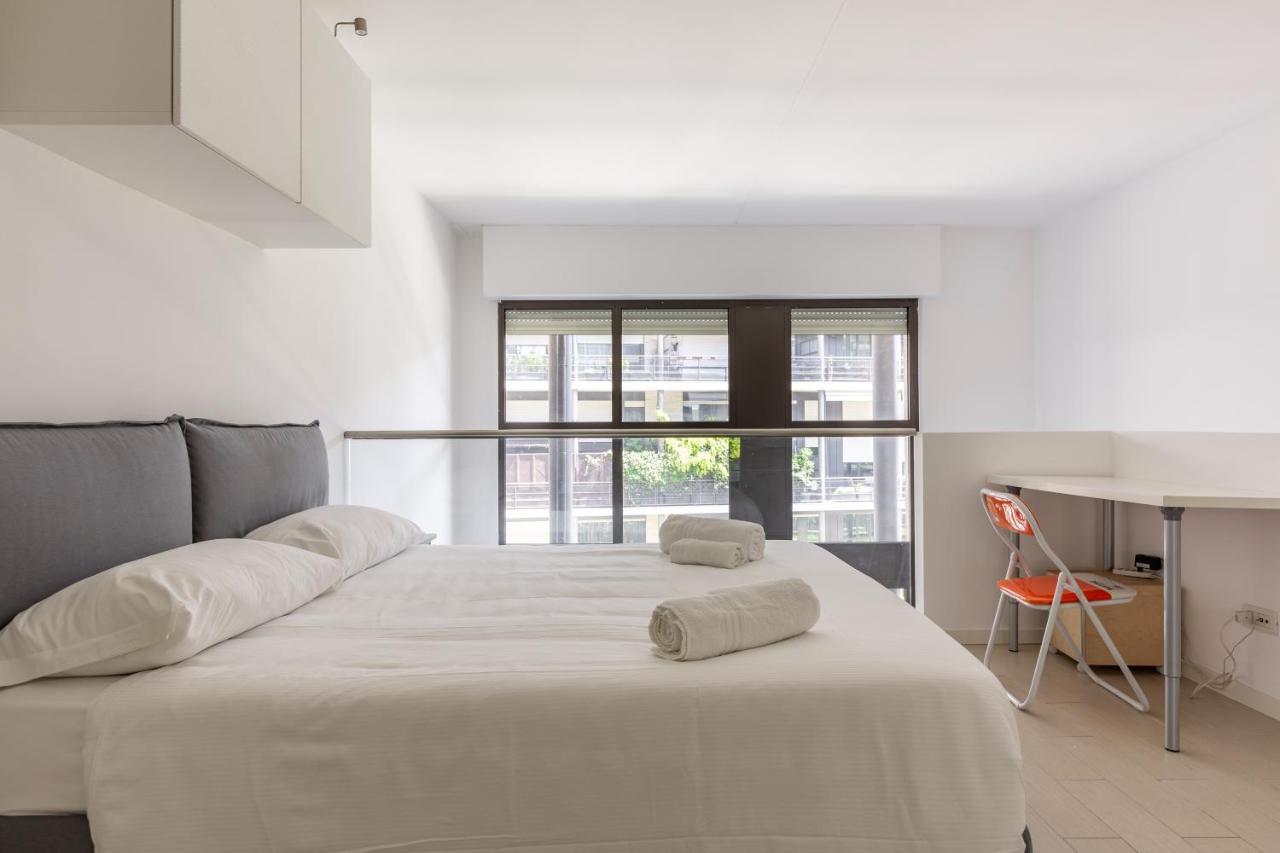 Elegant Loft With Balcony! Apartment มิลาน ภายนอก รูปภาพ