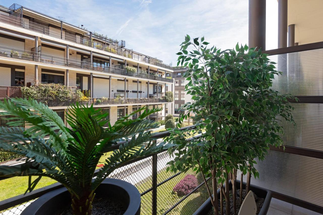 Elegant Loft With Balcony! Apartment มิลาน ภายนอก รูปภาพ