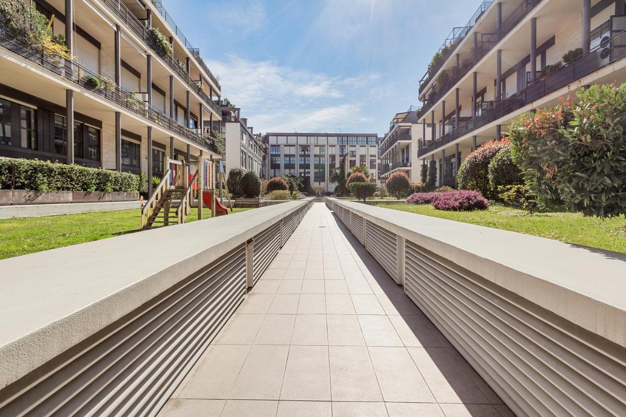 Elegant Loft With Balcony! Apartment มิลาน ภายนอก รูปภาพ
